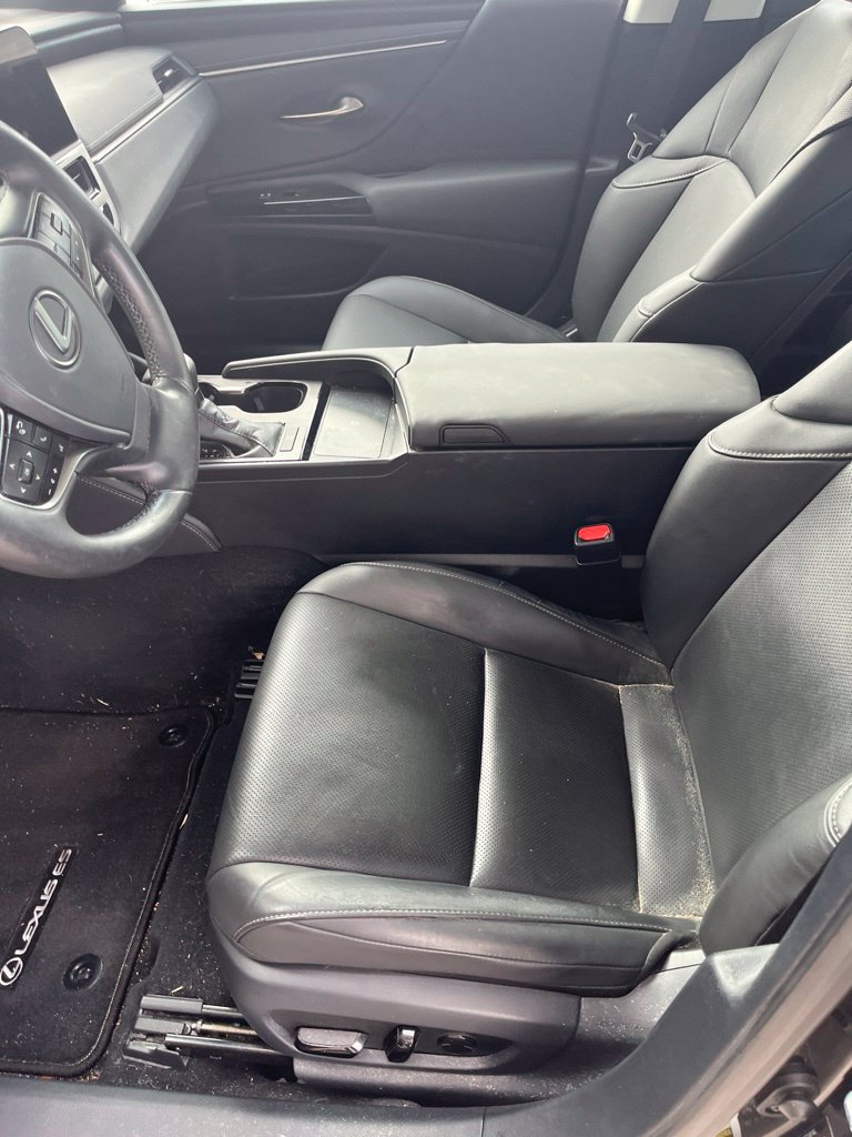 Used 2024 Lexus ES 350 w/ Premium Package FWD image 4