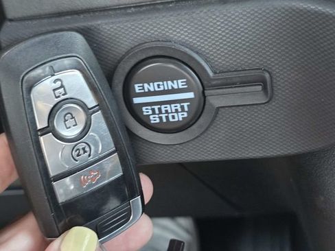 Used 2024 Ford Bronco Badlands AWD/4WD image 18
