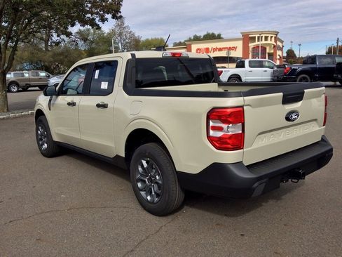 New 2025 Ford Maverick XLT w/ Equipment Group 302A image 22