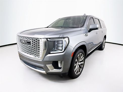 Used 2022 GMC Yukon XL Denali w/ Denali Ultimate Package AWD/4WD image 1