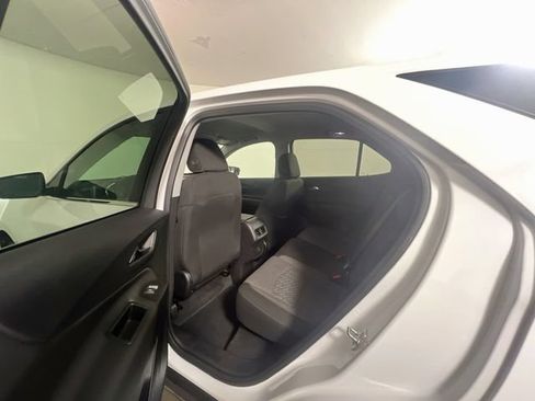Used 2024 Chevrolet Equinox LT AWD/4WD image 18