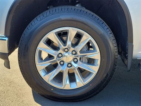 Used 2020 Chevrolet Silverado 1500 LTZ w/ LTZ Plus Package image 33