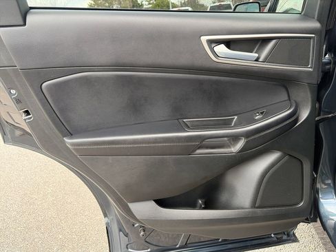 Used 2023 Ford Edge SEL w/ Convenience Package image 24