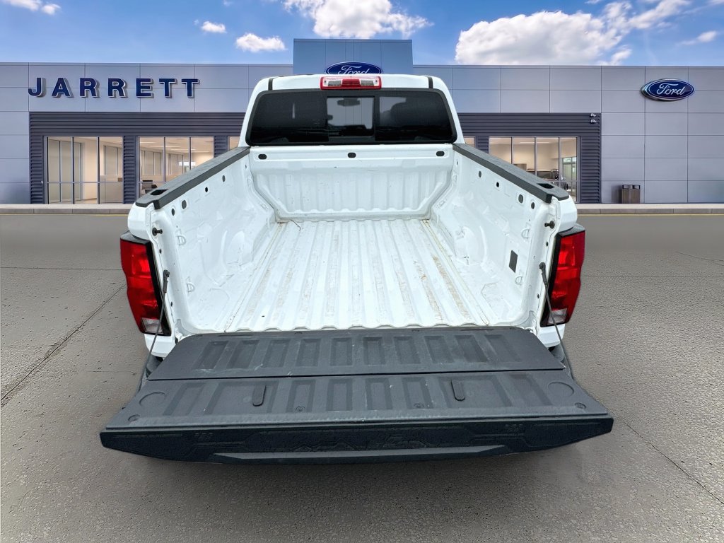 Used 2024 Chevrolet Colorado W/T w/ Technology Package RWD image 24