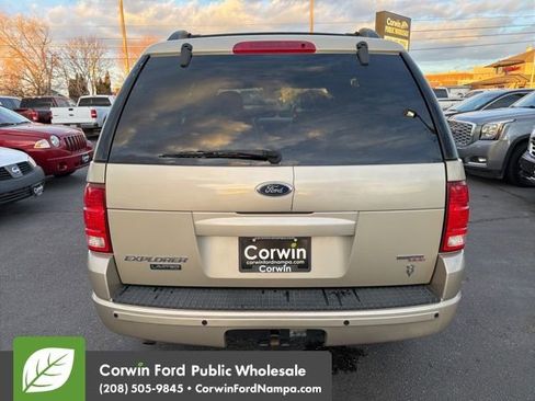 Used 2005 Ford Explorer Limited image 6
