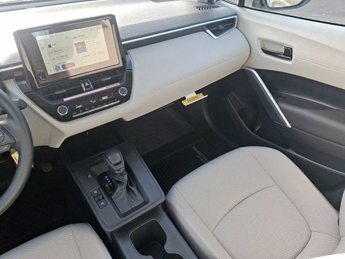 New 2026 Toyota Corolla Cross L image 11