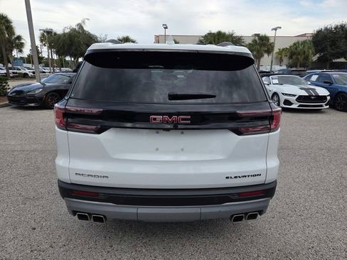 Used 2025 GMC Acadia Elevation FWD image 11