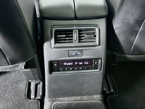 Used 2024 MAZDA CX-90 Plug-In Hybrid w/ Premium Plus AWD/4WD image 29