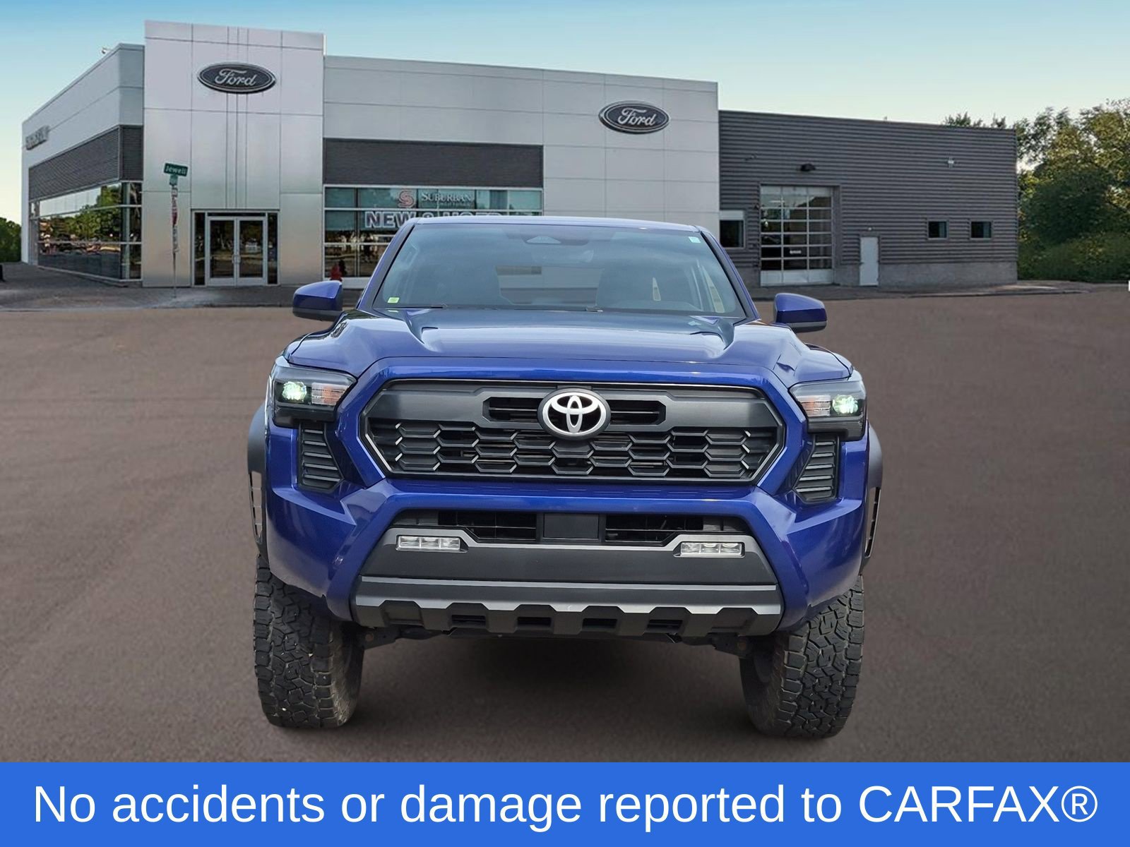 Used 2024 Toyota Tacoma TRD Off-Road AWD/4WD image 3