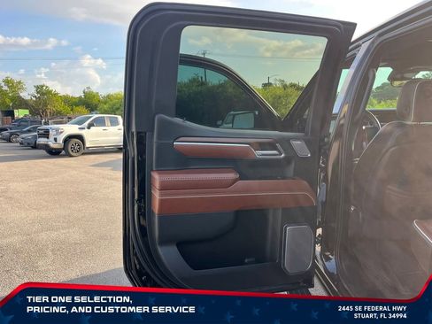 Used 2024 GMC Sierra 1500 Denali Ultimate AWD/4WD image 29