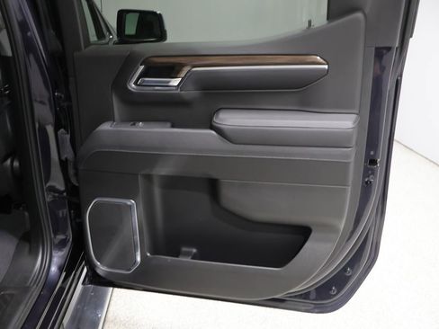 Used 2023 Chevrolet Silverado 1500 LT AWD/4WD image 21