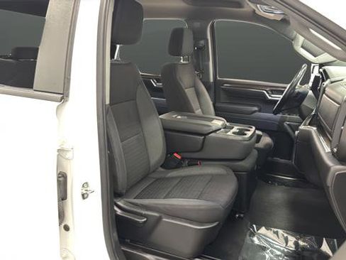 Used 2023 Chevrolet Silverado 1500 LT image 24