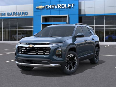 New 2026 Chevrolet Equinox LT image 6