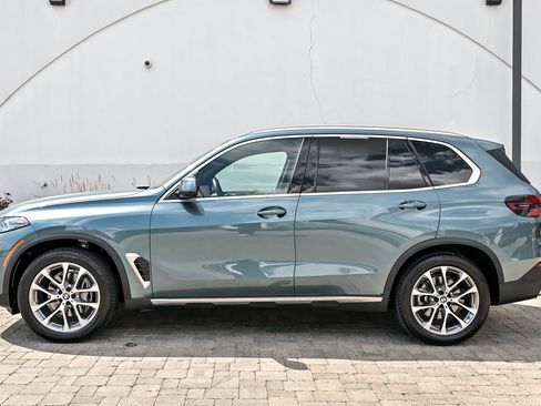 Used 2026 BMW X5 xDrive40i AWD/4WD image 10