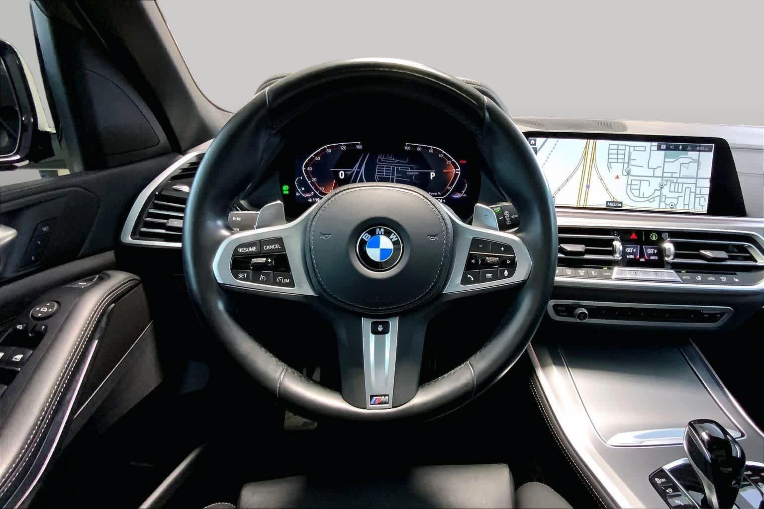 Used 2022 BMW X5 xDrive40i w/ M Sport Package AWD/4WD image 5