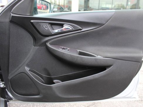 Used 2018 Chevrolet Malibu LS w/ LPO, Convenience Package 1 image 10