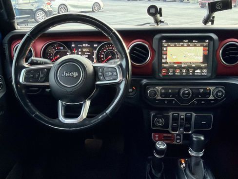 Used 2020 Jeep Gladiator Rubicon AWD/4WD image 13