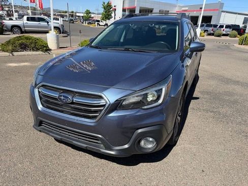 Used 2018 Subaru Outback 3.6R Limited AWD/4WD image 4