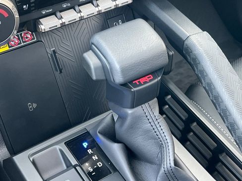 New 2025 Toyota 4Runner TRD Off-Road Premium image 24