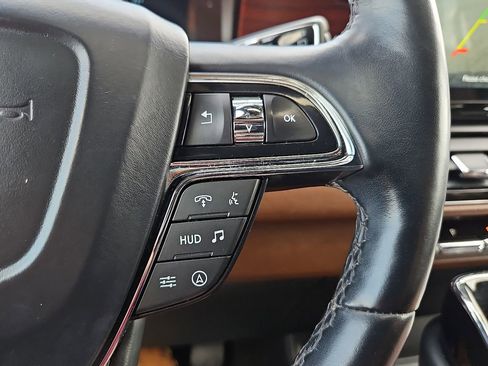 Used 2023 Lincoln Navigator Reserve AWD/4WD image 29