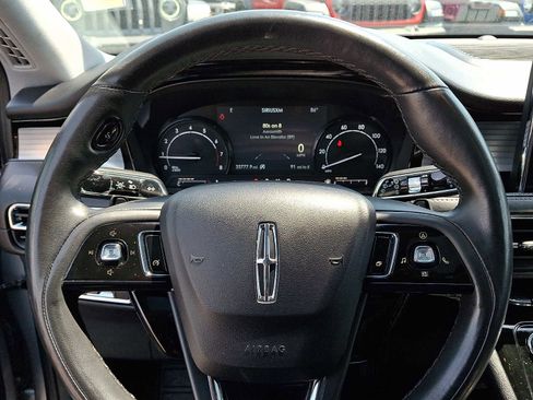 Used 2022 Lincoln Corsair AWD w/ Premium Package image 20