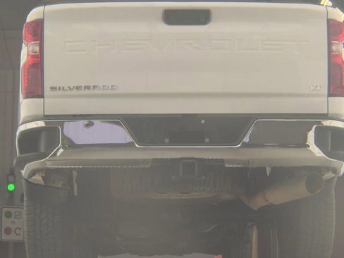 Used 2023 Chevrolet Silverado 2500 LT image 7