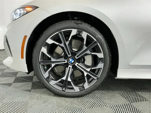 New 2026 BMW 330i Sedan w/ Premium Package RWD image 32