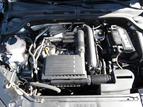 Used 2017 Volkswagen Jetta S image 24