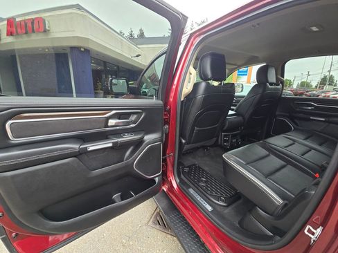 Used 2021 RAM 1500 Laramie AWD/4WD image 15