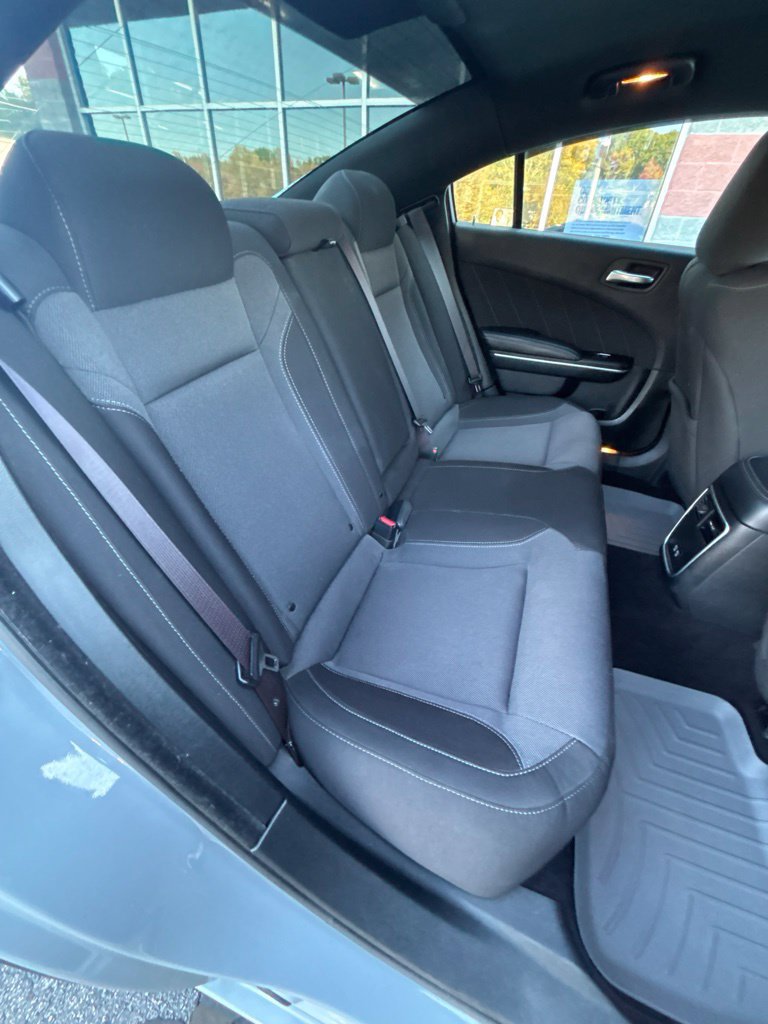Used 2022 Dodge Charger SXT AWD/4WD image 13