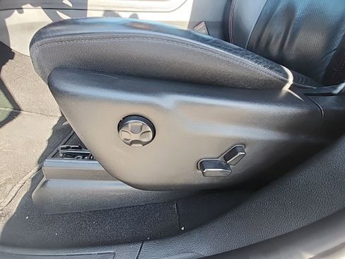 Certified 2024 Dodge Durango GT image 24