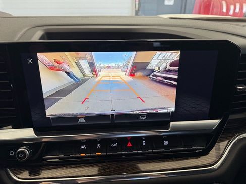 Used 2024 GMC Sierra 1500 Elevation image 26