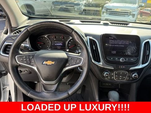 Used 2022 Chevrolet Equinox Premier FWD image 17