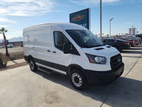 Used 2020 Ford Transit 250 Base image 2