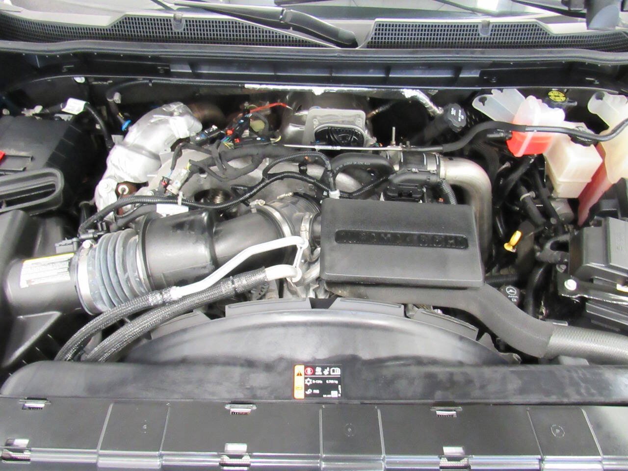 Used 2025 Chevrolet Silverado 2500 LT w/ Convenience Package AWD/4WD image 27