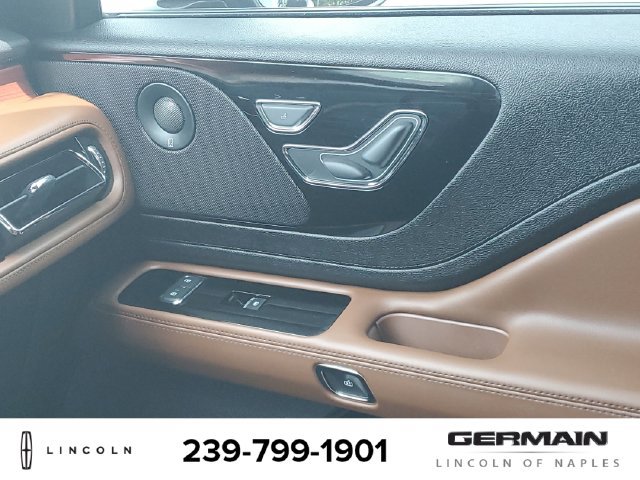 Certified 2024 Lincoln Aviator Reserve w/ Jet Package AWD/4WD image 29