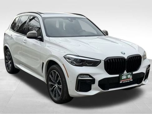 Used 2021 BMW X5 M50i w/ Premium Package image 3