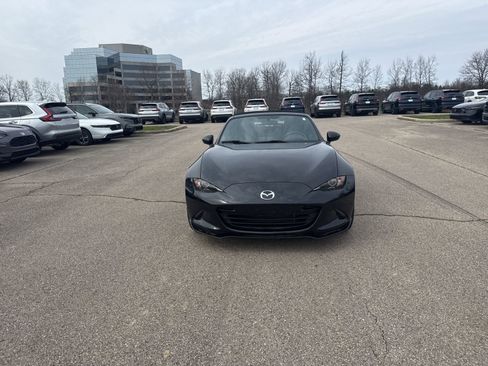 Used 2017 MAZDA MX-5 Miata Club image 14