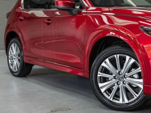Used 2023 MAZDA CX-5 Signature AWD/4WD image 8
