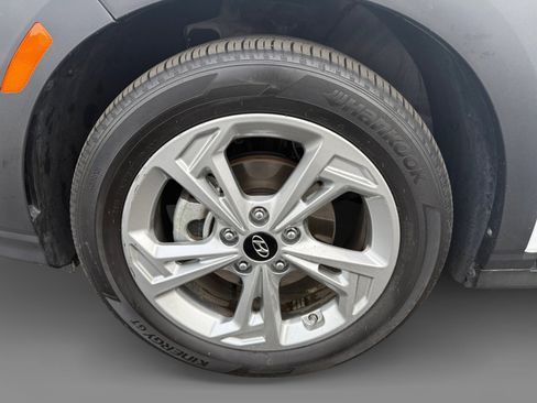 Certified 2023 Hyundai Kona SEL image 9