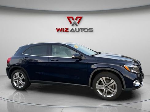 Used 2018 Mercedes-Benz GLA 250 4MATIC image 4
