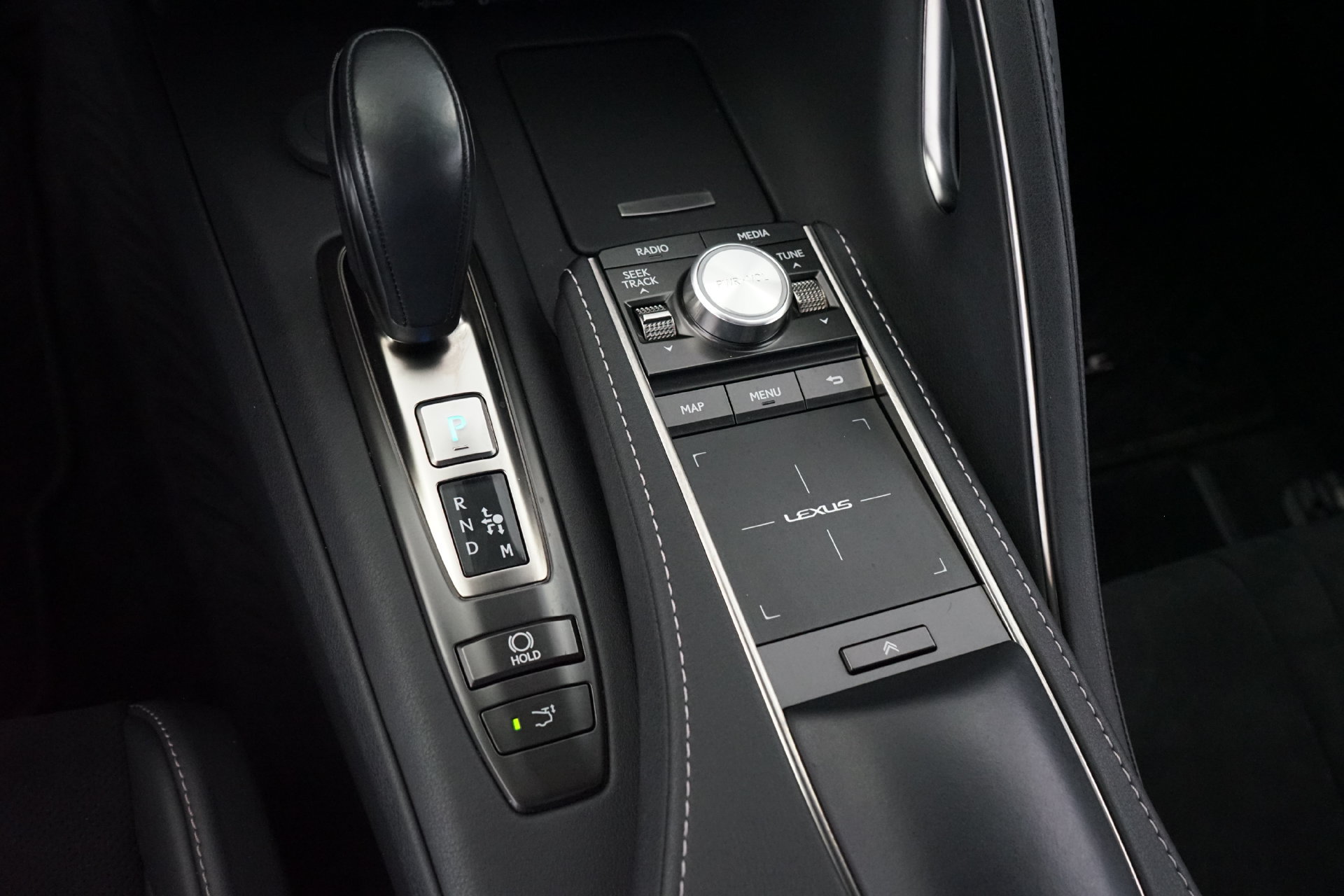 Used 2018 Lexus LC 500 Coupe w/ Performance Package RWD image 18