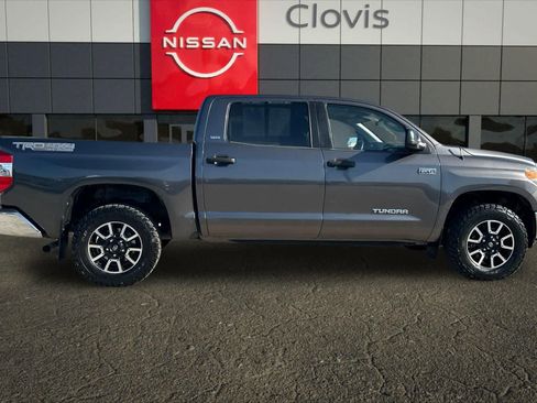 Used 2014 Toyota Tundra SR5 w/ TRD Off Road Package AWD/4WD image 9