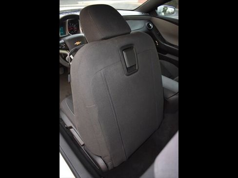 Used 2015 Chevrolet Camaro LS RWD image 22