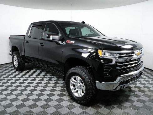 Used 2022 Chevrolet Silverado 1500 LTZ w/ LTZ Convenience Package II AWD/4WD image 1