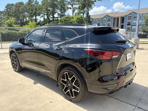 Used 2023 Chevrolet Blazer RS w/ Driver Confidence II Package FWD image 6