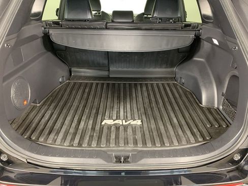 Used 2022 Toyota RAV4 XSE image 13