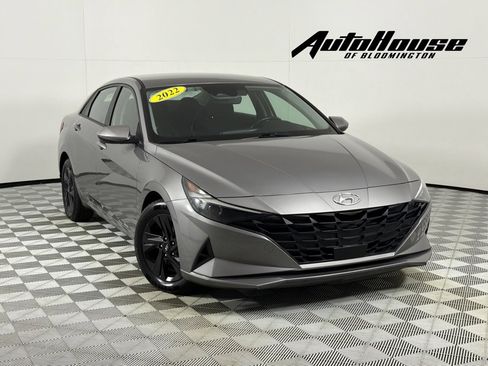 Used 2022 Hyundai Elantra SEL w/ Convenience Package FWD image 1
