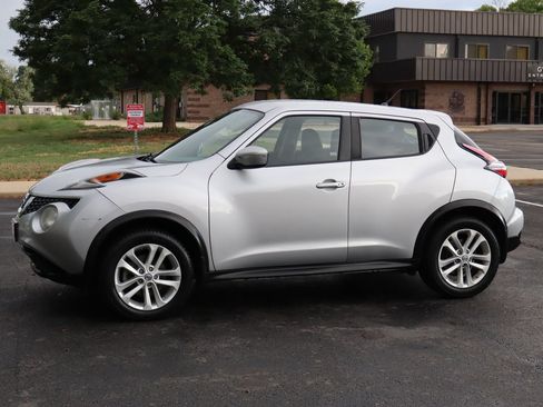 Used 2016 Nissan Juke S AWD/4WD image 10