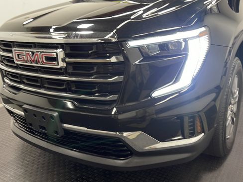 Used 2025 GMC Acadia Elevation AWD/4WD image 26